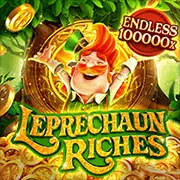 Dealer xinh đẹp tương tác với người chơi Baccarat tại Good88